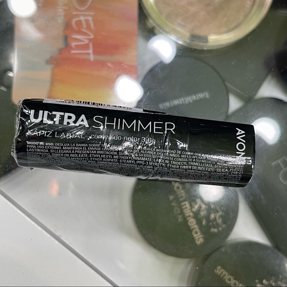 Avon Ultra Shimmer Lipstick Violet Sparks - Picture 6 of 8